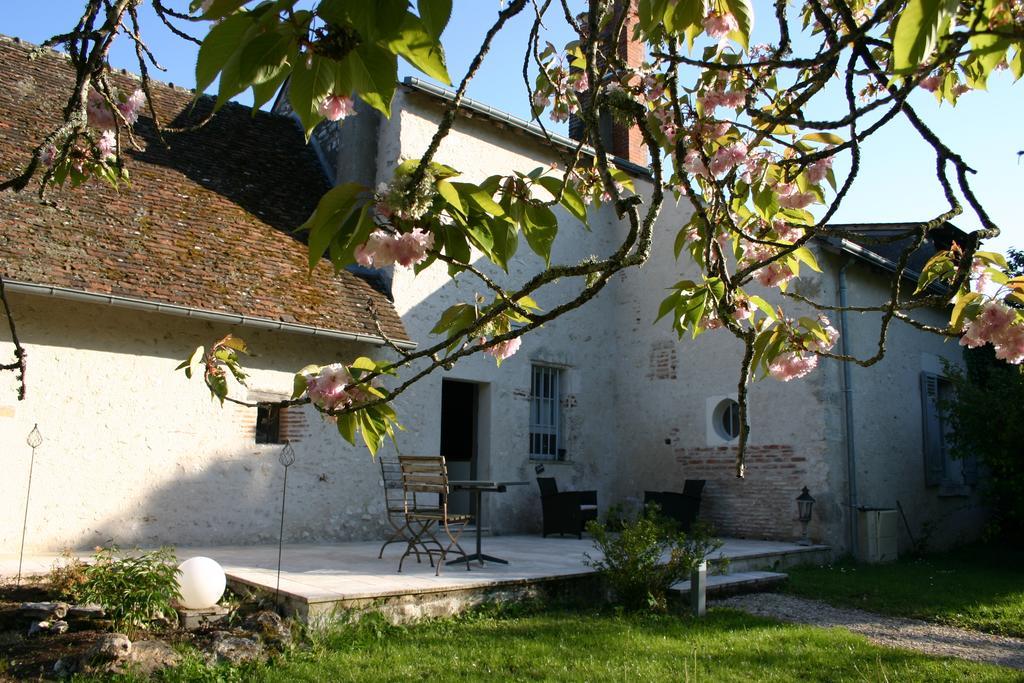Les Charlotieres Villa Chailles  Luaran gambar